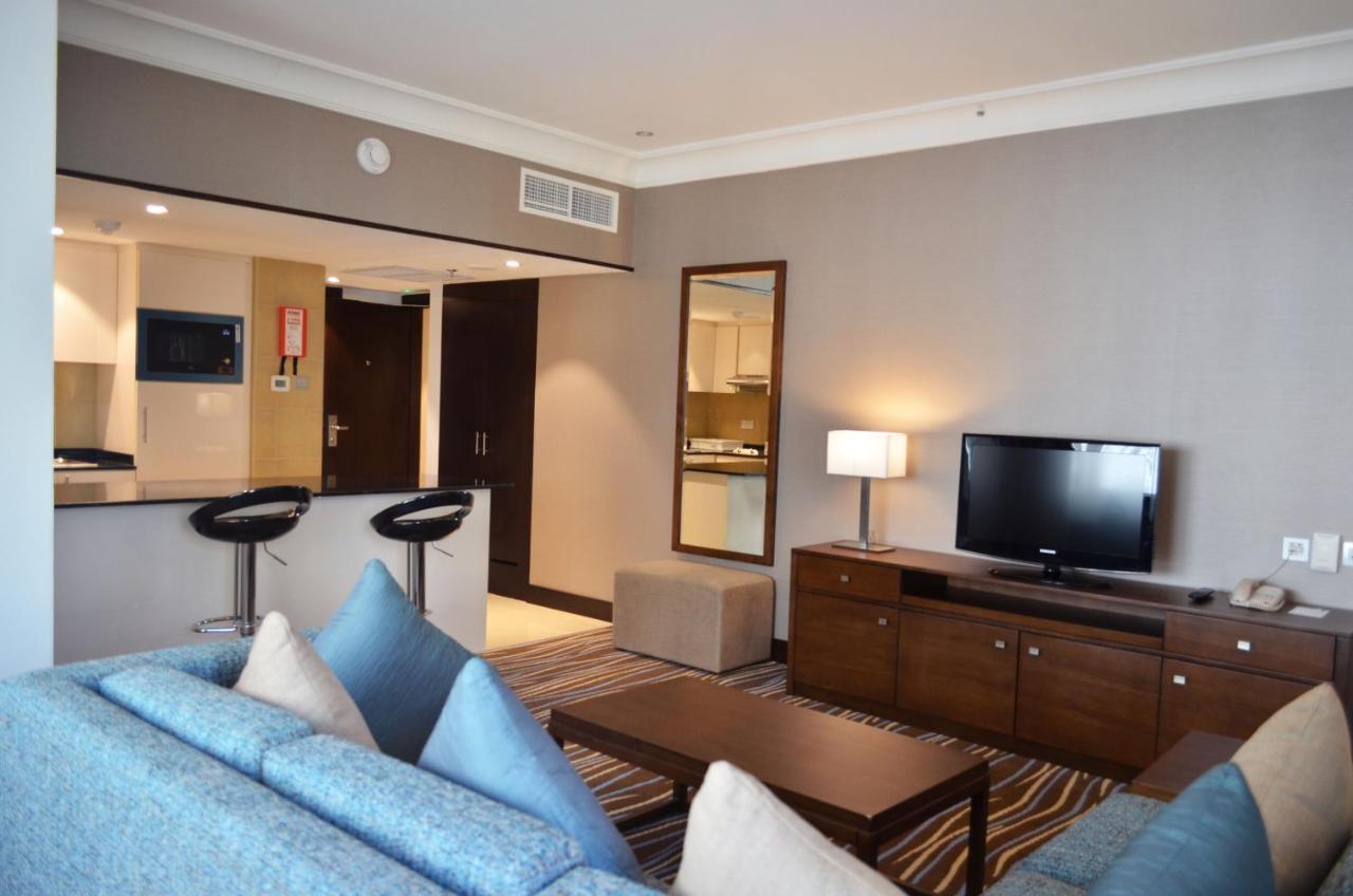 Copthorne Downtown By Millennium Hotel Abu Dhabi Bagian luar foto