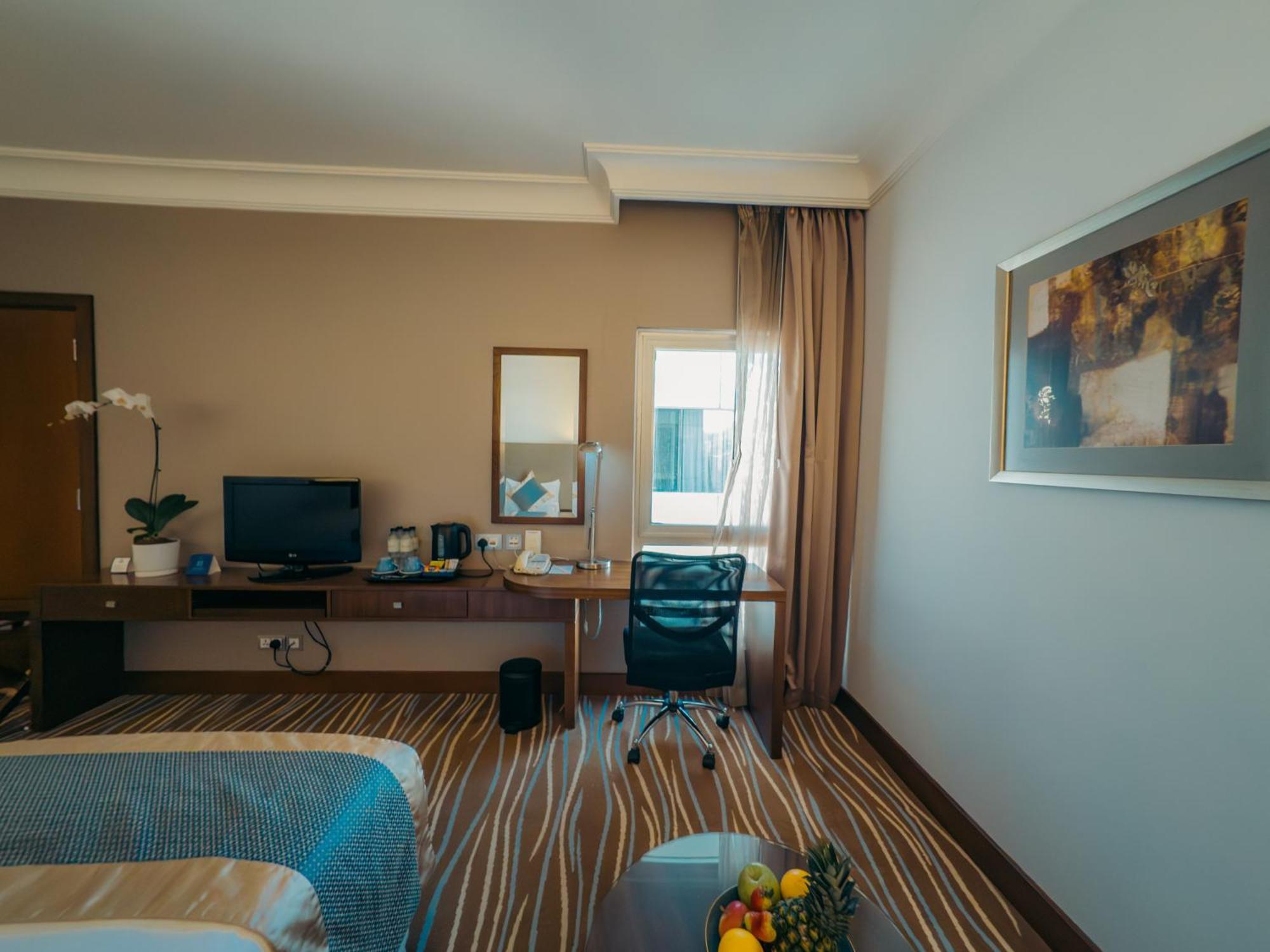 Copthorne Downtown By Millennium Hotel Abu Dhabi Bagian luar foto