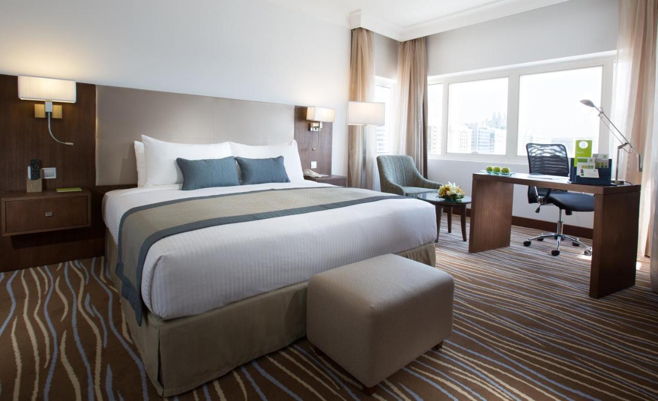 Copthorne Downtown By Millennium Hotel Abu Dhabi Bagian luar foto